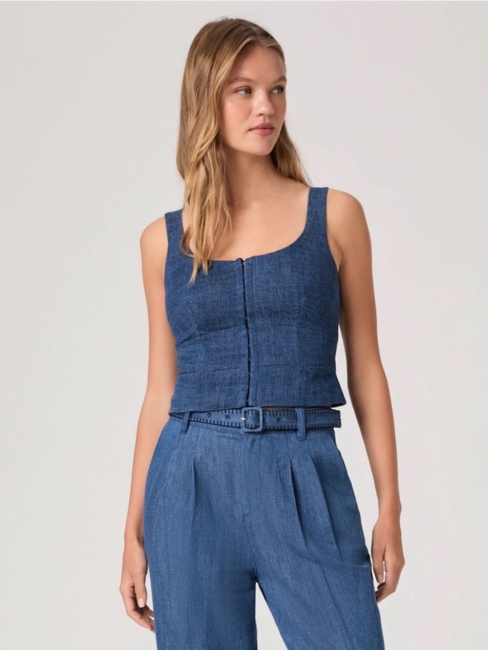 NWT Paige Acacia jeans in Tidepool blue and Carpa Top